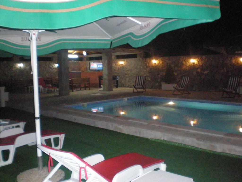 טיווט Apartments Vila Lazarevic מראה חיצוני תמונה