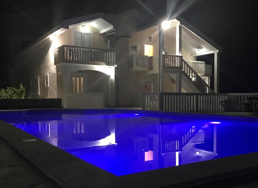 טיווט Apartments Vila Lazarevic מראה חיצוני תמונה