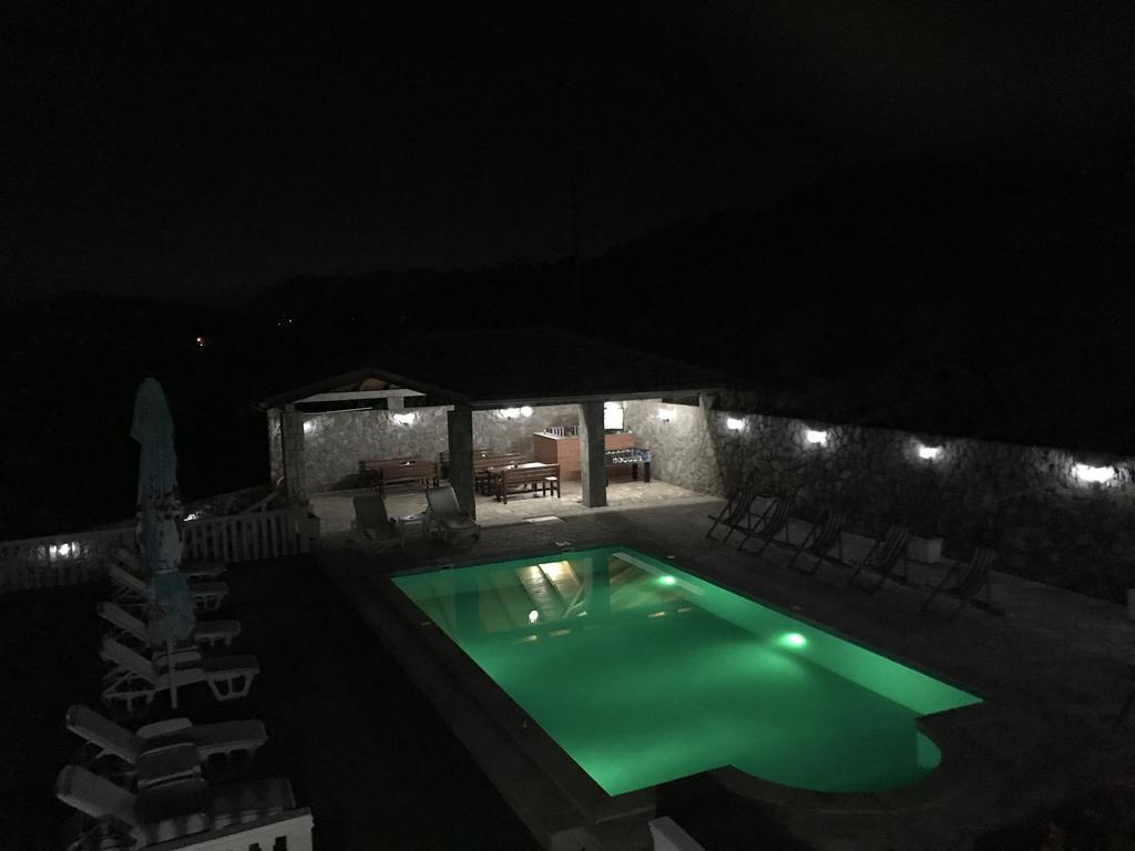 טיווט Apartments Vila Lazarevic מראה חיצוני תמונה