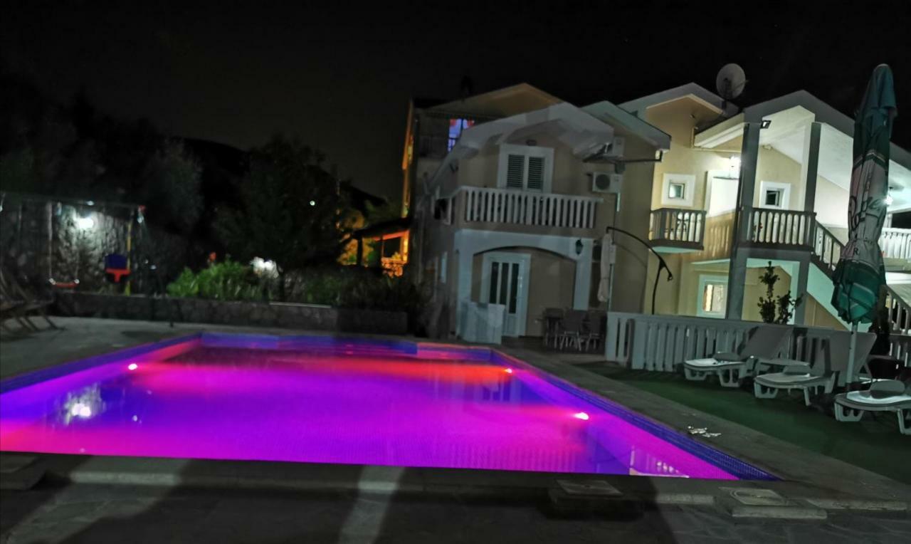 טיווט Apartments Vila Lazarevic מראה חיצוני תמונה