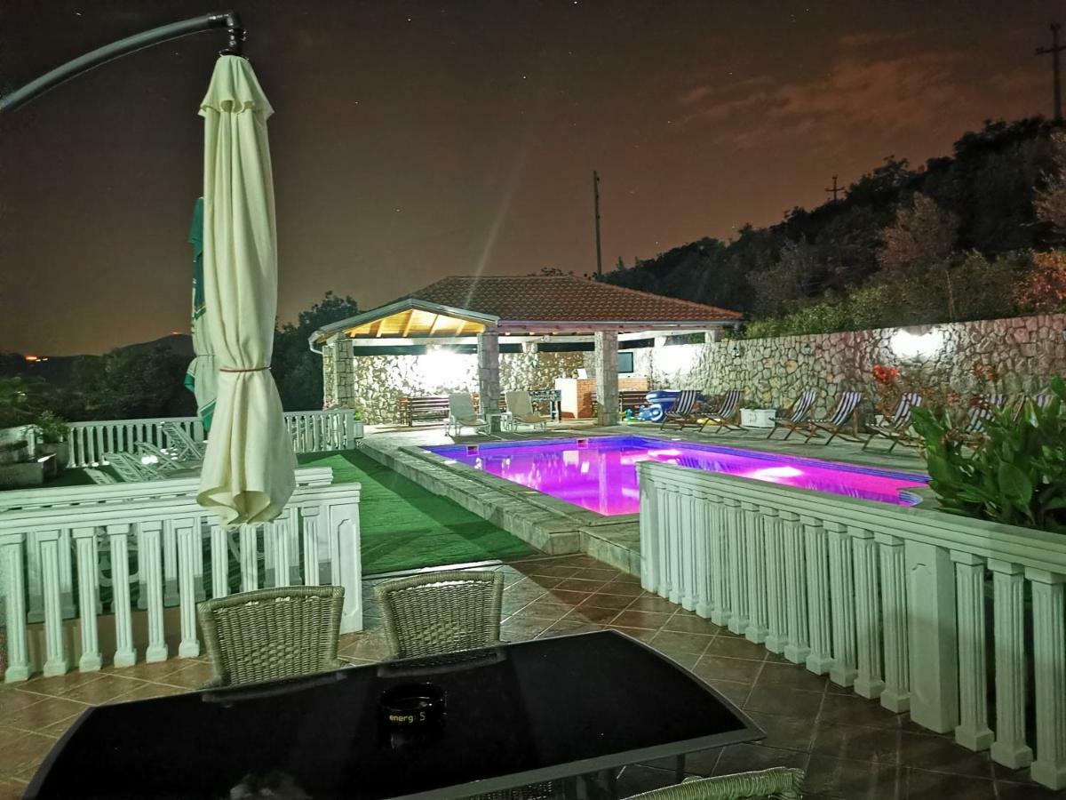 טיווט Apartments Vila Lazarevic מראה חיצוני תמונה